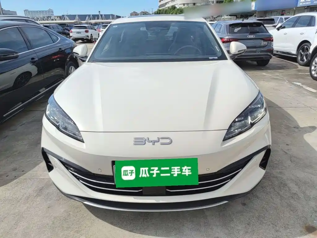 BYD Seal 06 2025