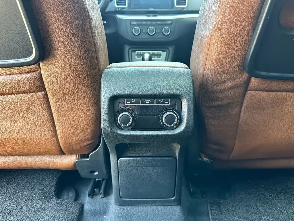 Volkswagen Sharan 2018 — фото 15