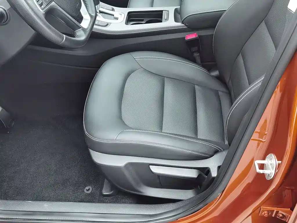 Geely Emgrand GS 2017 — фото 20
