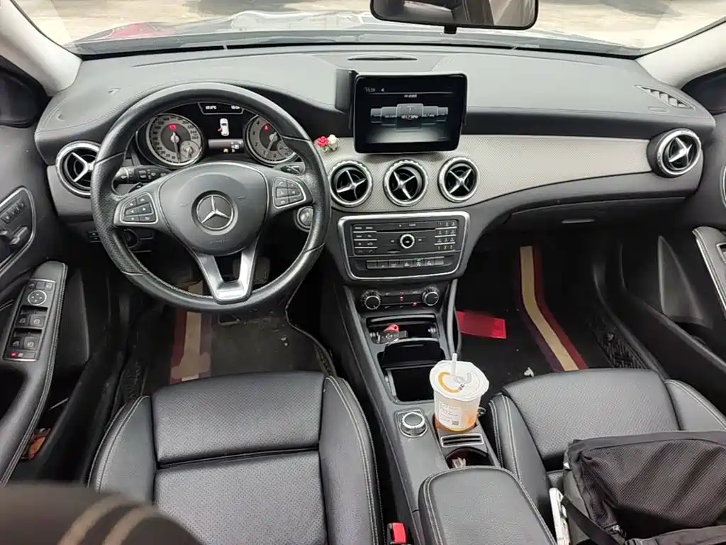 Mercedes-Benz GLA 2017 — фото 10