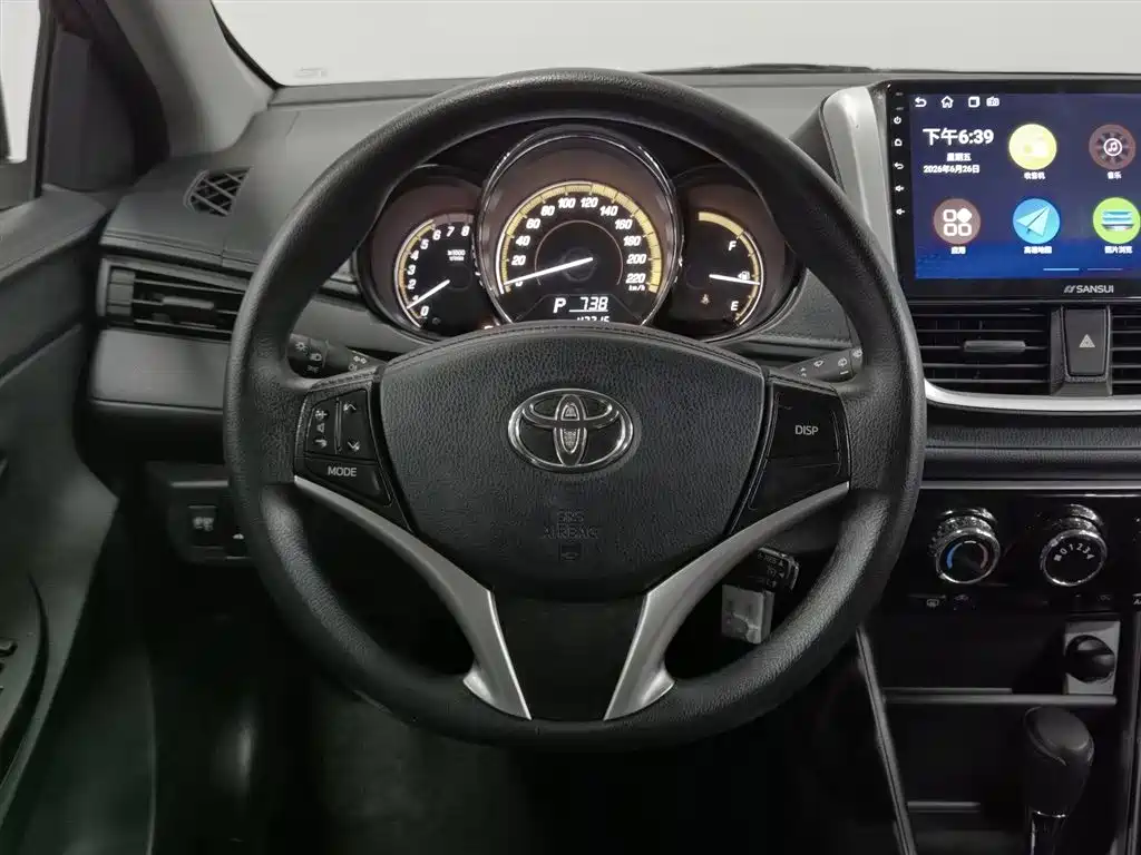 Toyota Yaris L 2022 — фото 11