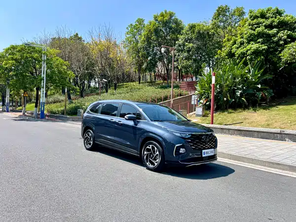 Hyundai Custin 2021