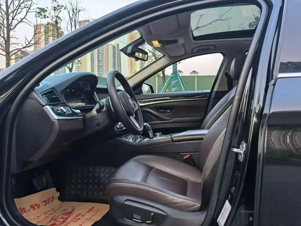 BMW 5 Series 2016