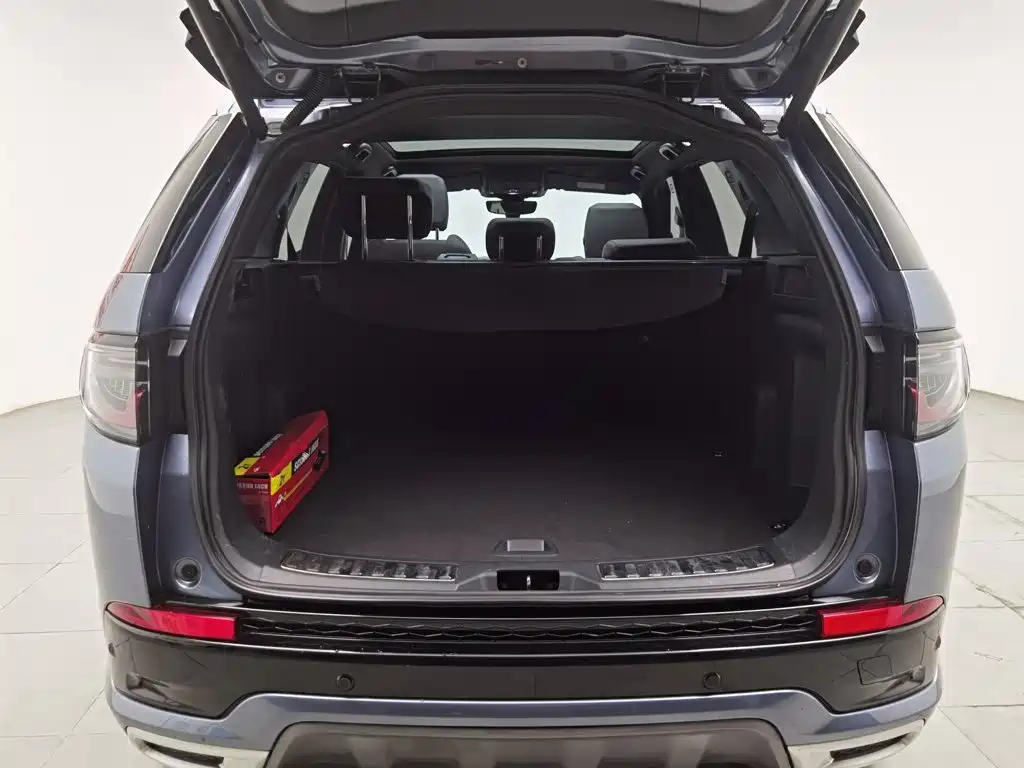 Land Rover Discovery Sport 2022 — фото 16