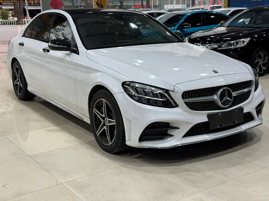 Mercedes-Benz C-Class 2020 — фото 3