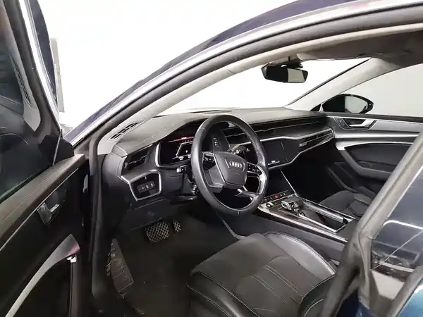 Audi A7L 2024