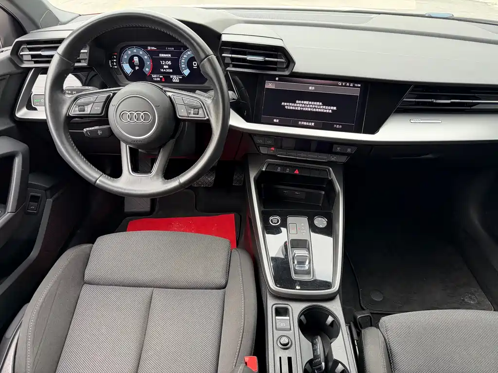 Audi A3 2022 — фото 12