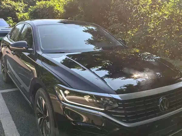 Volkswagen Passat 2023