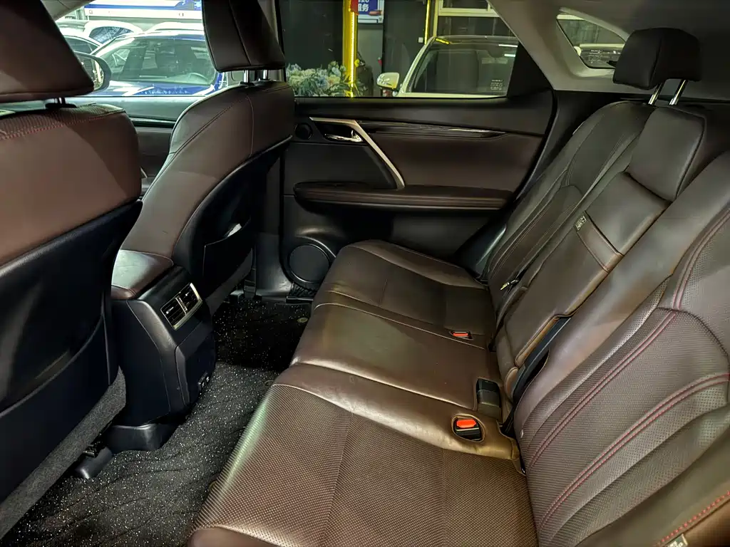 Lexus RX 2022