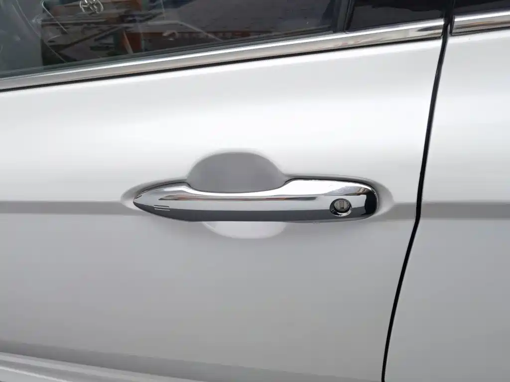 Toyota Camry 2020 — фото 18