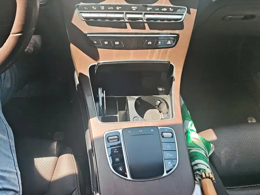 Mercedes-Benz GLC 2022 — фото 16