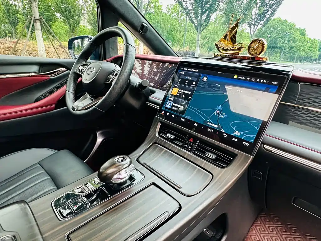 GAC Motor Trumpchi M8 2023 — фото 16