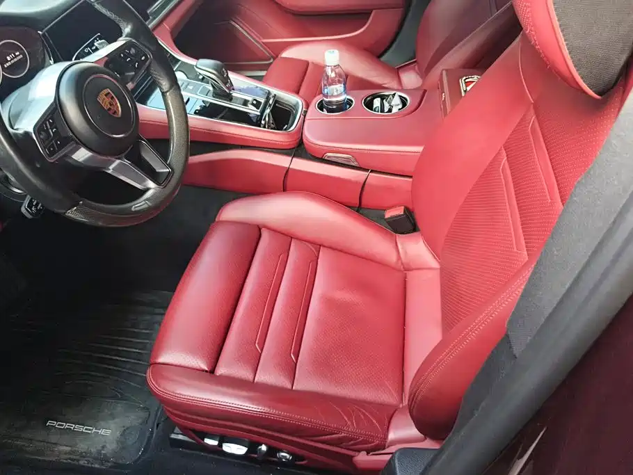 Porsche Panamera 2018 — фото 9
