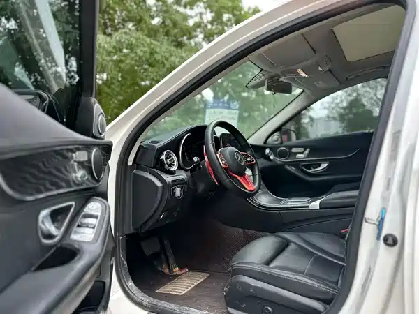 Mercedes-Benz C-Class 2019