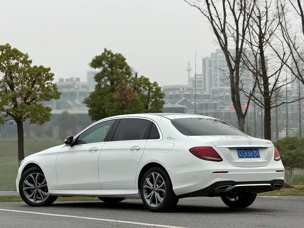 Mercedes-Benz E-Class 2020 — фото 6