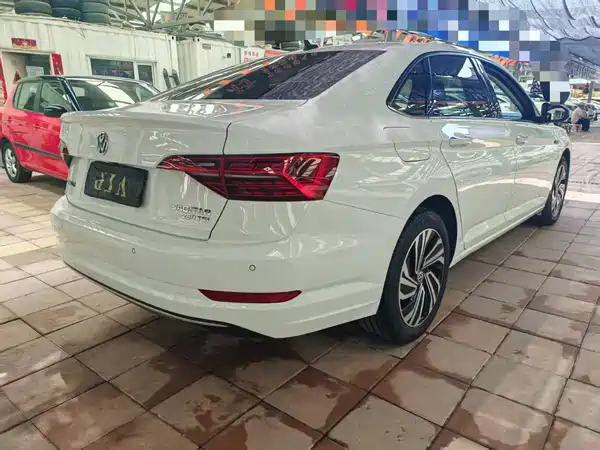 Volkswagen Sagitar 2022