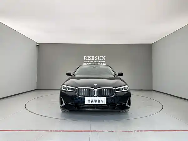 BMW 5 Series 2022