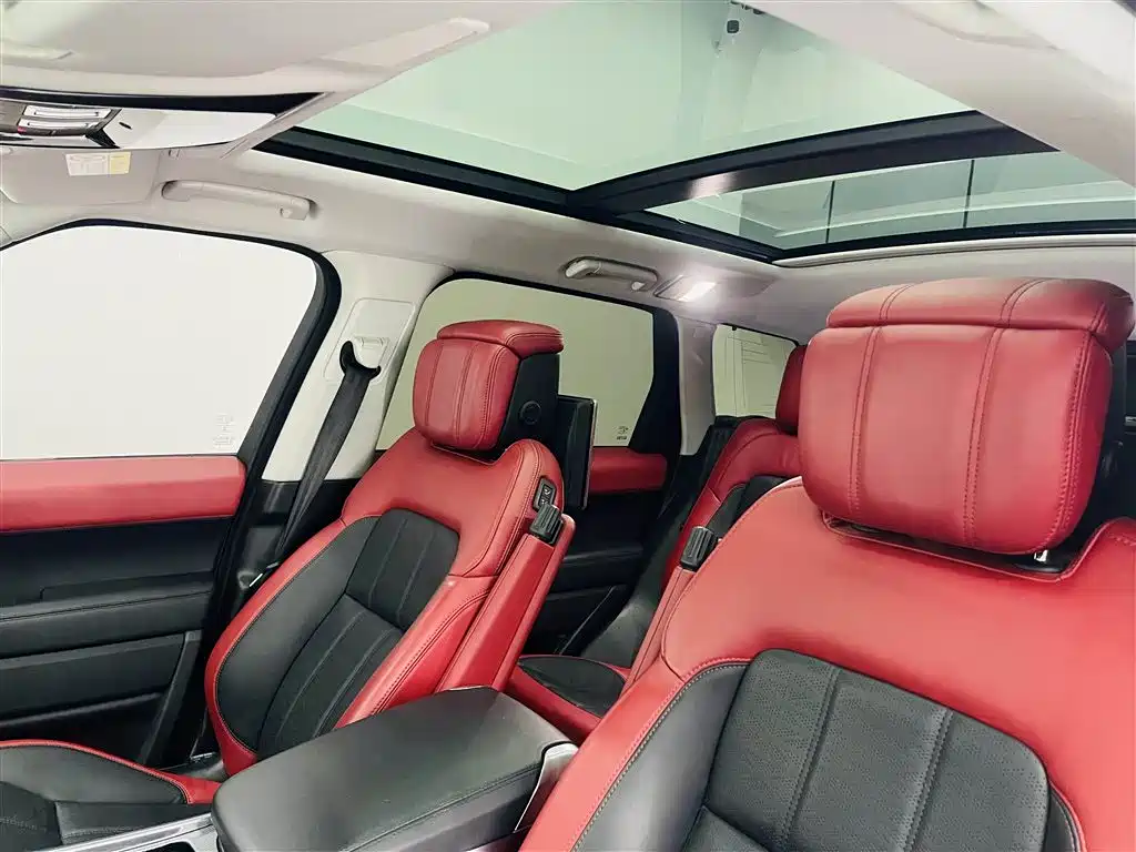 Land Rover Sport 2020 — фото 16