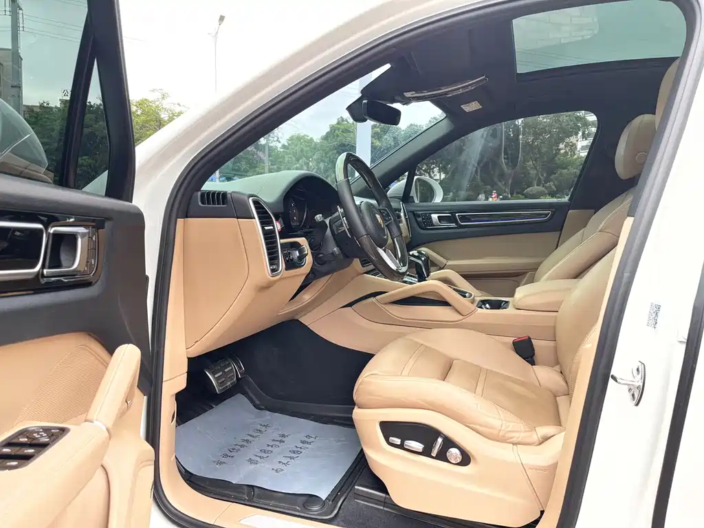Porsche Cayenne 2019