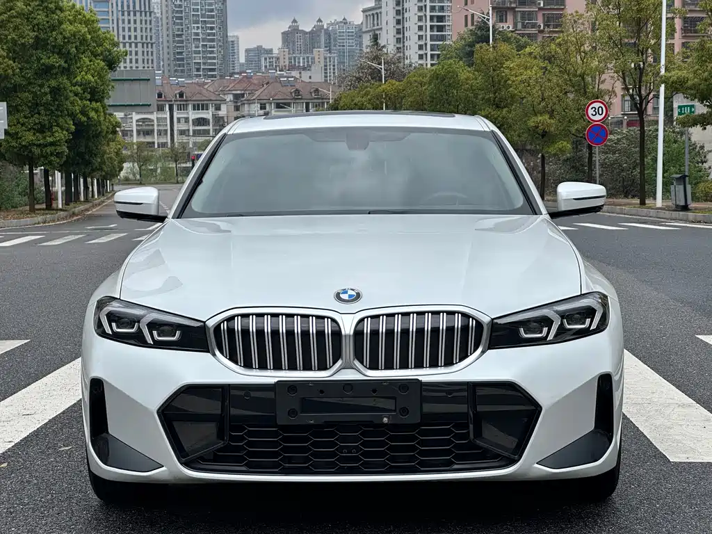 BMW 3 Series 2024