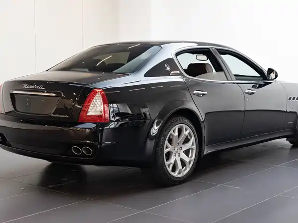 Maserati Quattroporte 2013
