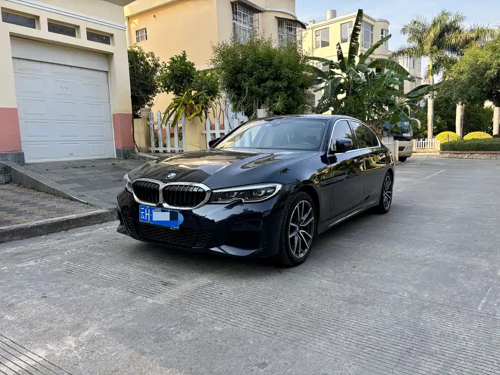 BMW 3 Series 2021