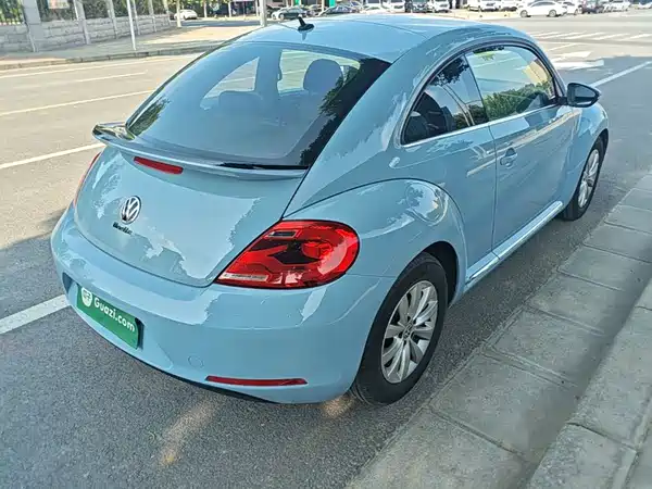 Volkswagen Beetle 2015