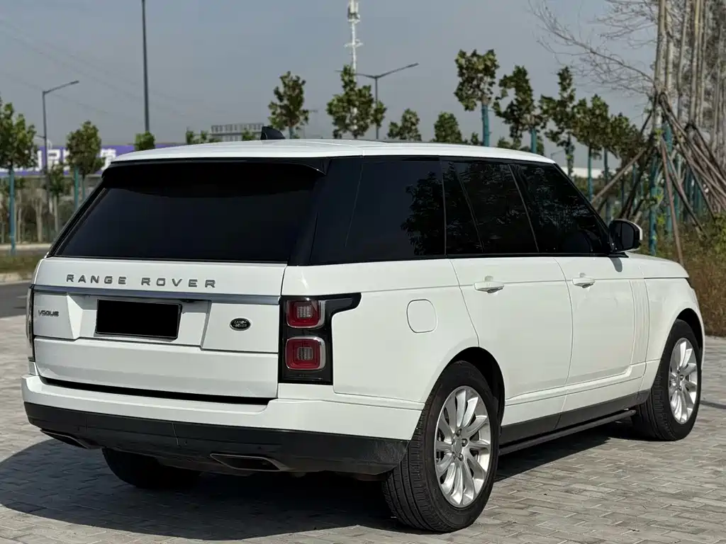 Land Rover Range Rover 2021 — фото 14