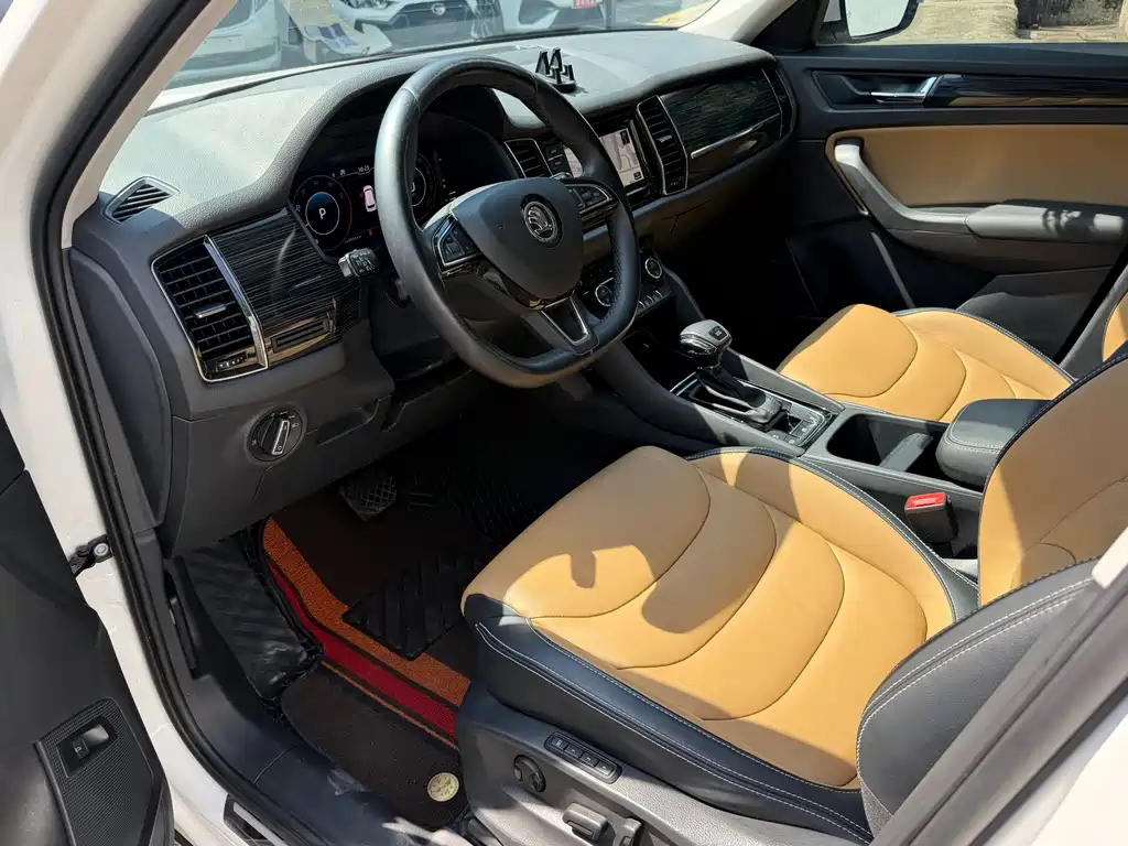 Skoda Kodiak GT 2020 — фото 15