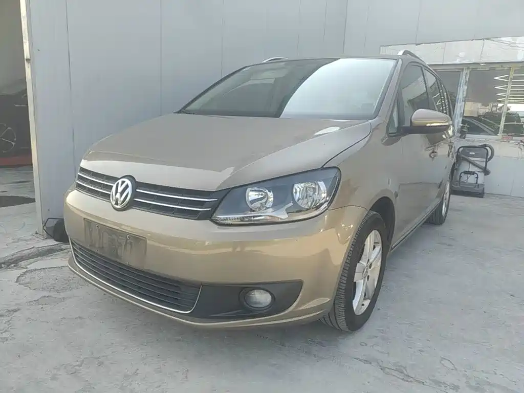 Volkswagen Touran 2015