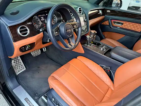 Bentley Bentayga 2016