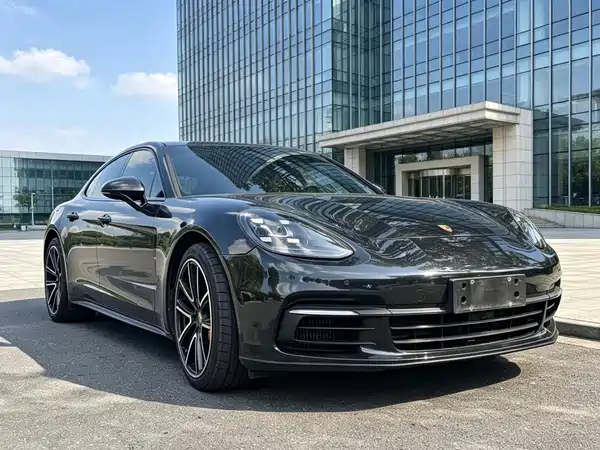 Porsche Panamera 2020