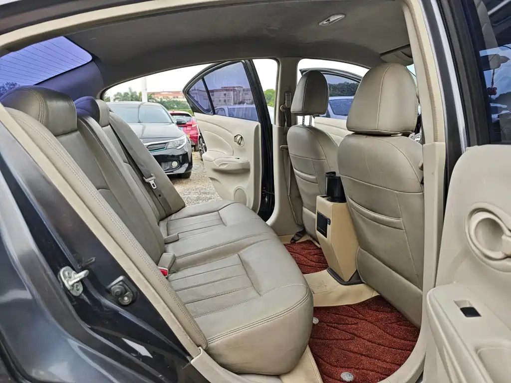 Nissan Sunny 2016 — фото 10