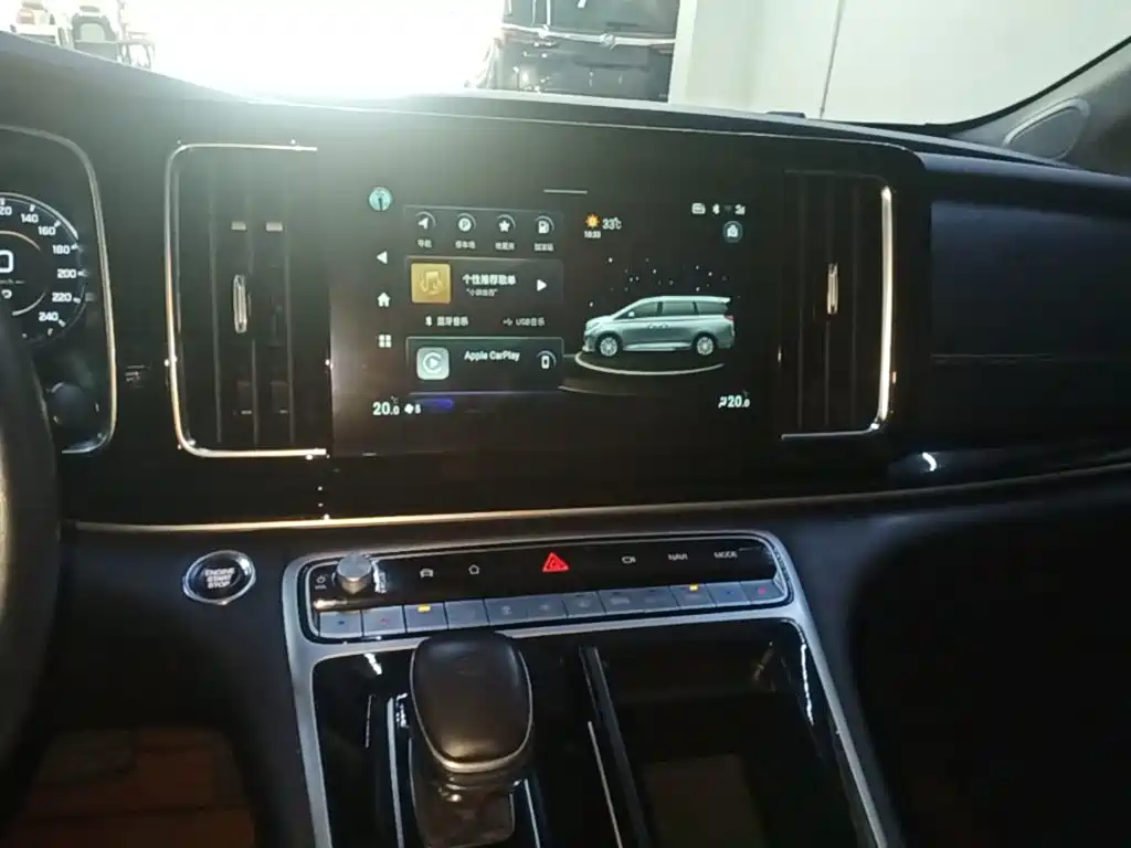 GAC Trumpchi M8 2022 — фото 13