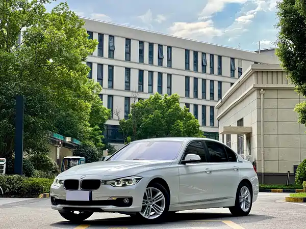 BMW 3 Series 2016