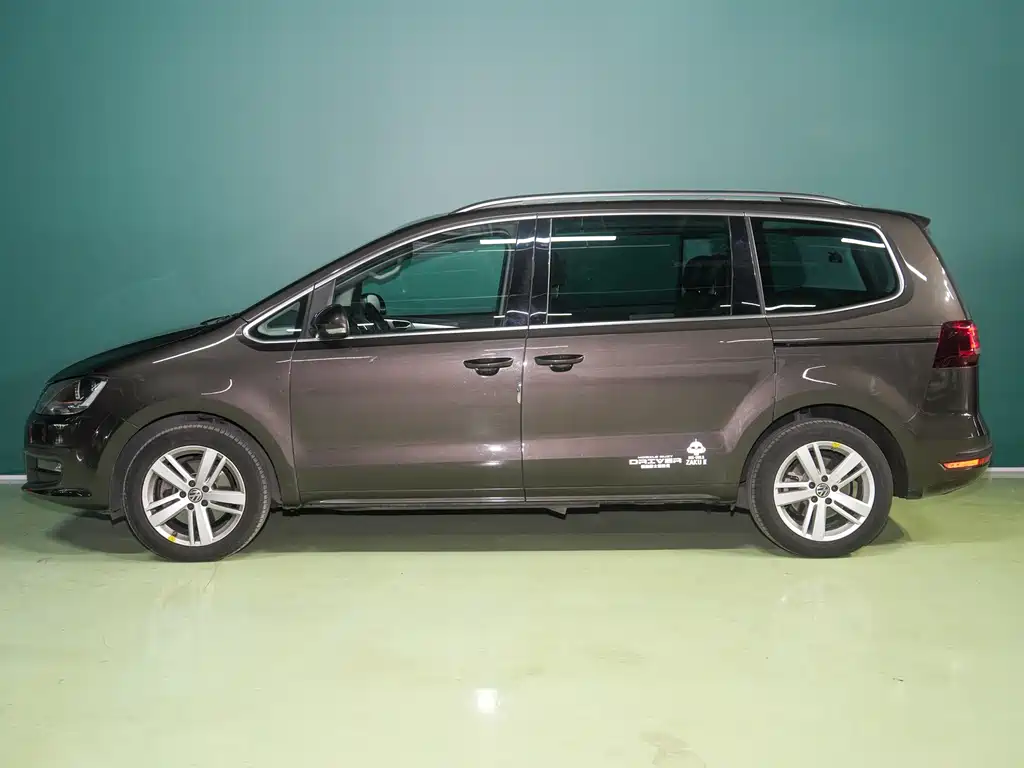 Volkswagen Sharan 2017 — фото 4