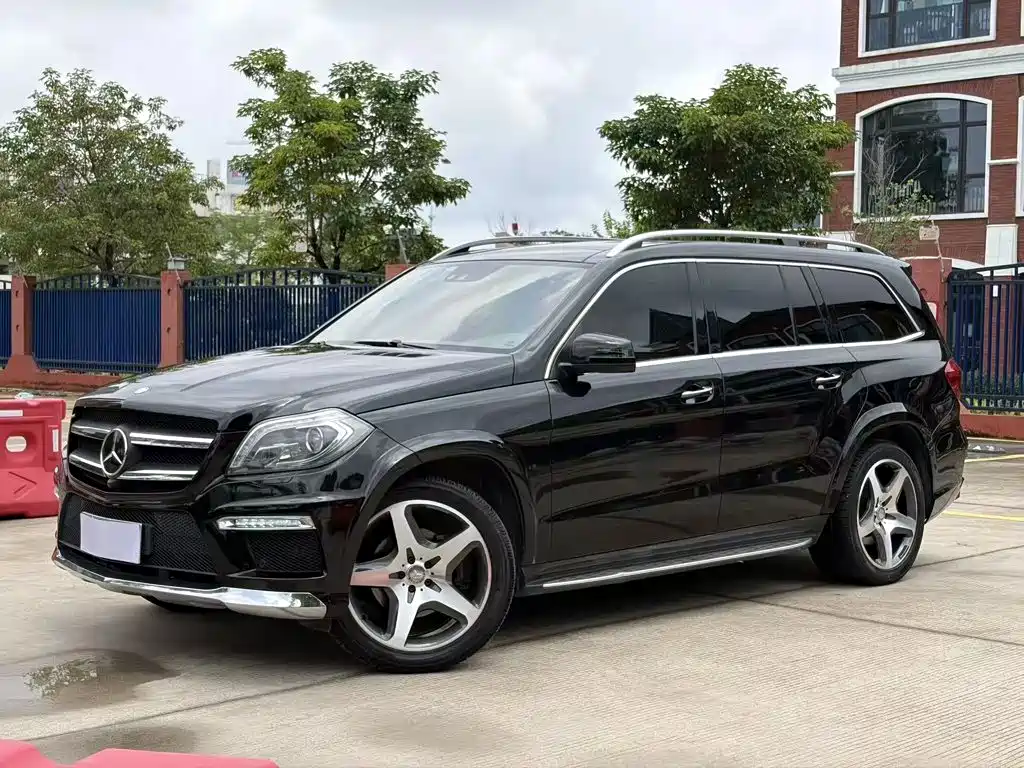 Mercedes-Benz GL-Class 2015 — фото 1