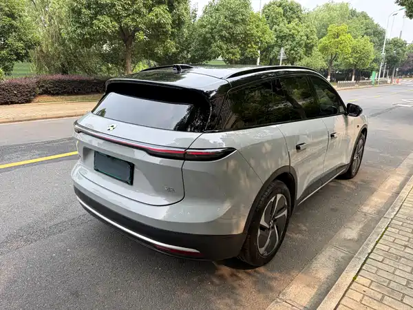 NIO ES6 2024