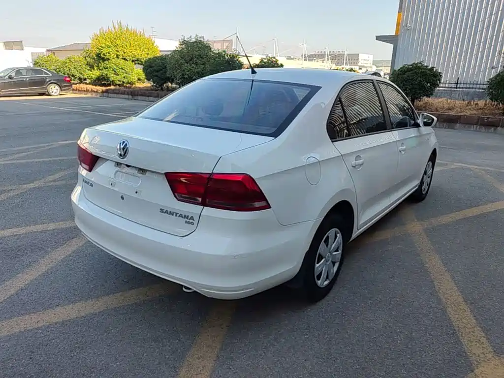 Volkswagen Santana 2016