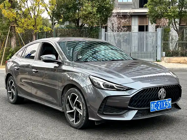 MG MG5 2021