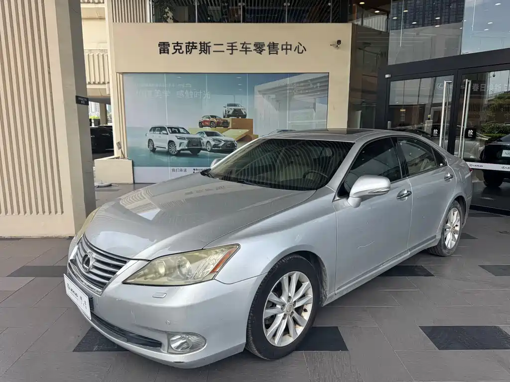 Lexus ES 2011