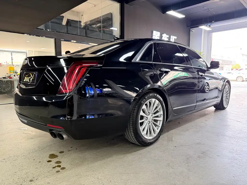 Cadillac CT6 2017 — фото 13