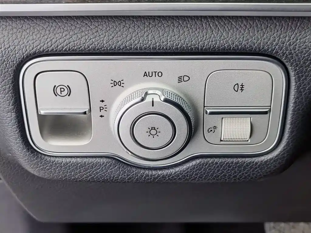 Mercedes-Benz GLE 2019 — фото 21