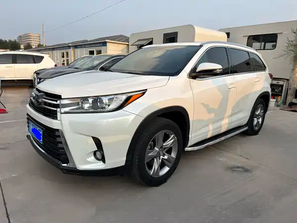 Toyota Highlander 2020