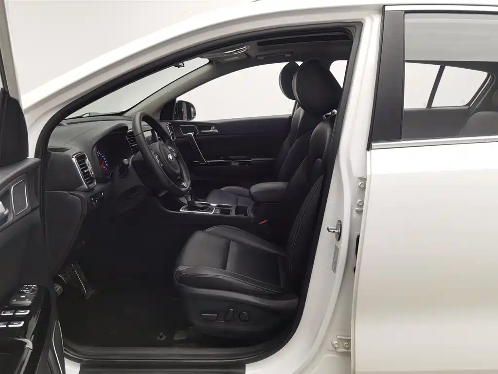 Kia KX5 2017 — фото 10