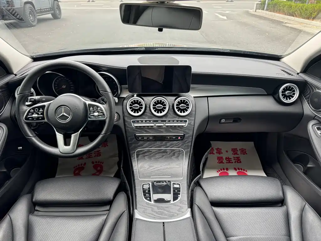 Mercedes-Benz C-Class 2019 — фото 10