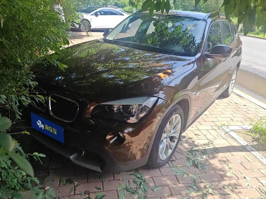 BMW X1 2011