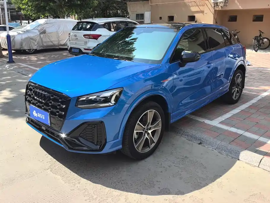 Audi Q2L 2025
