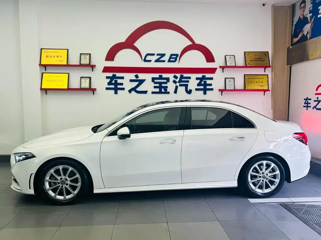 Mercedes-Benz A-Class 2021
