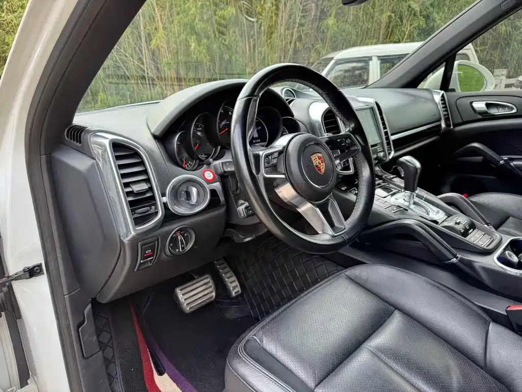Porsche Cayenne 2015 — фото 13